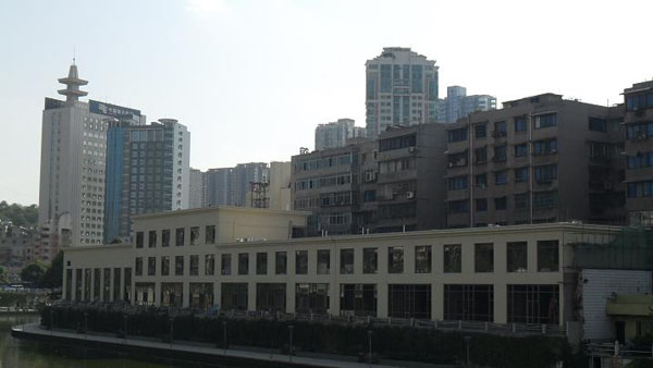 省委1.JPG