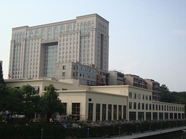 省委4.JPG